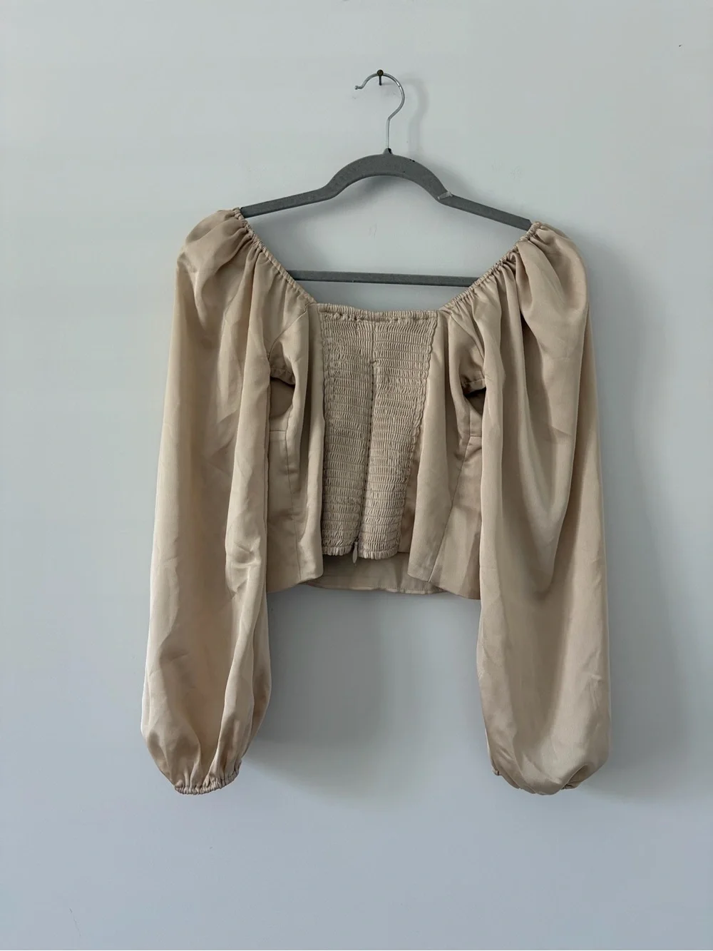 Abercrombie & Fitch Champagne Puff Long Sleeves Peasant Boho Satin Blouse Top S